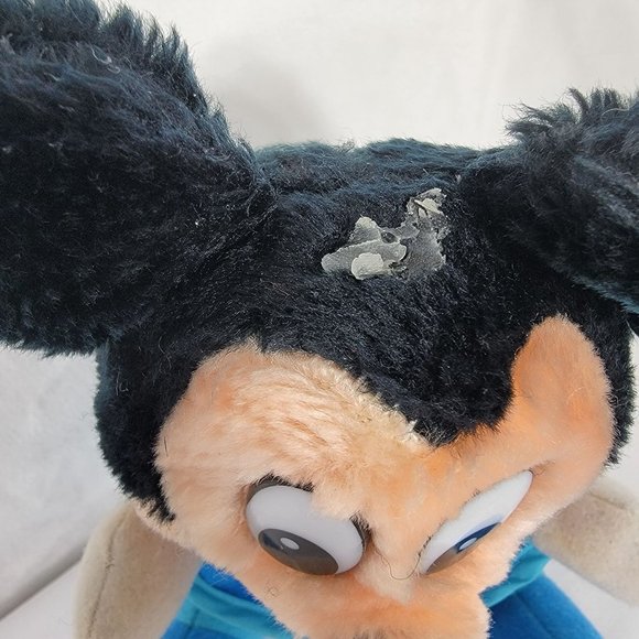 Walt Disney Mickey's Christmas Carol Lot with Donald and Minnie Mouse Plush - Picture 3 of 11